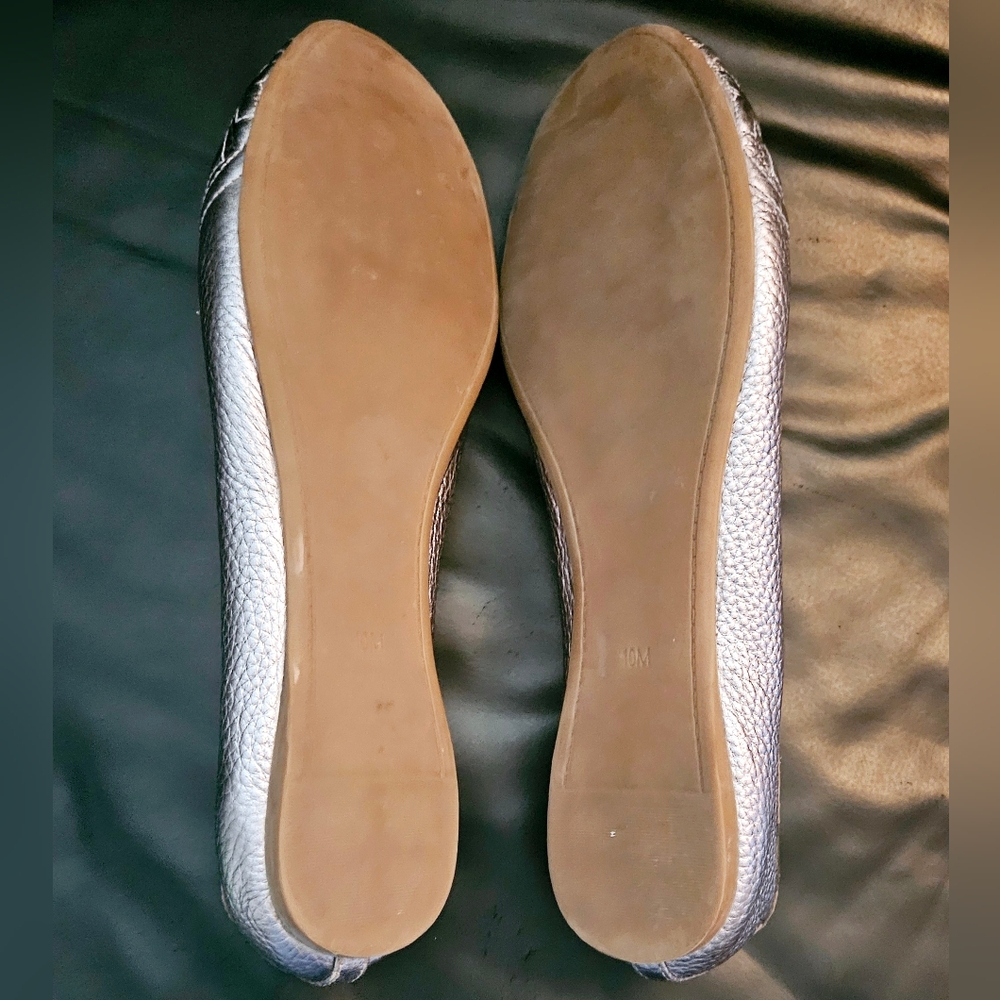 Tory Burch Silver 100% Leather Lowell Ballet Flats Sz 10M US - Picture 9 of 11